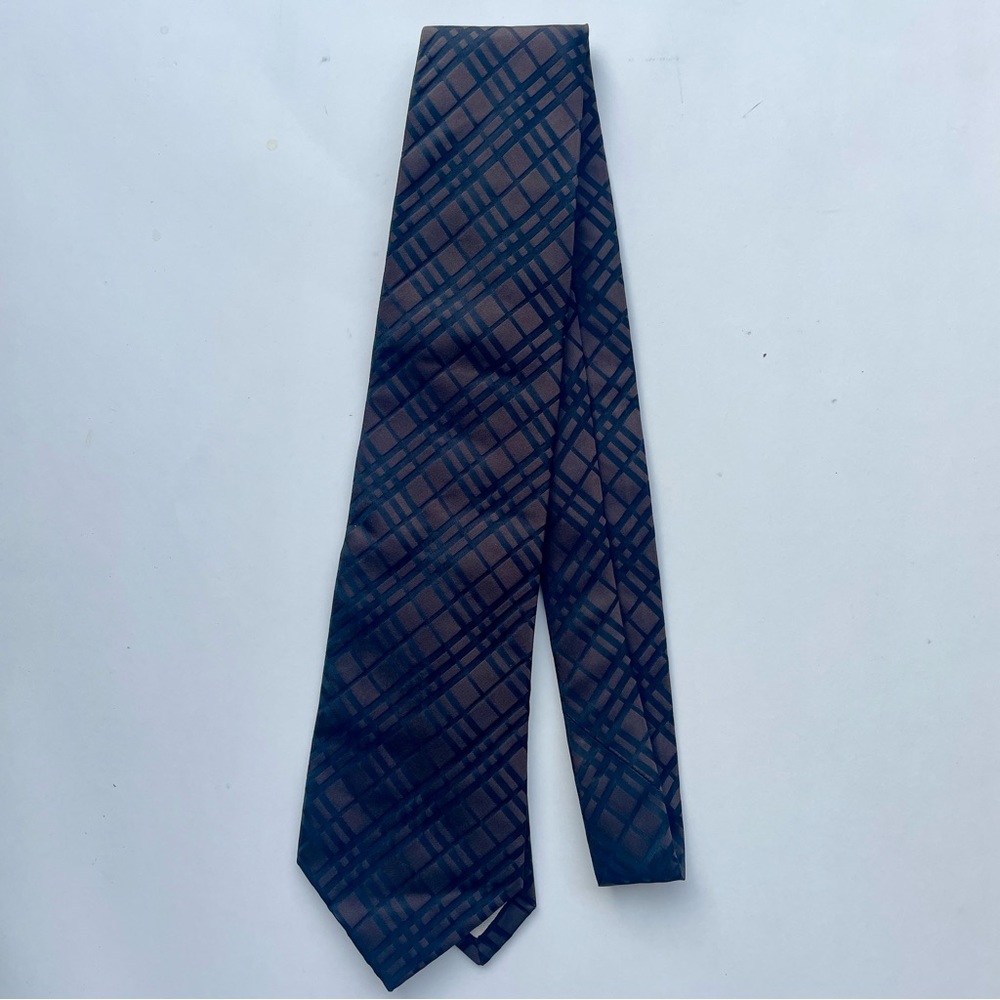 Burberry Men’s Standard Check Silk Tie - Dark Burgabdy